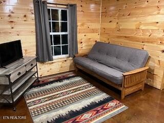 138 Mathews Road Oneida, TN 37841 - Photo 8 of 31 a living room with furniture and a flat screen tv