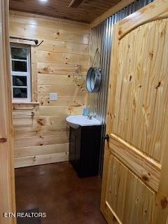 138 Mathews Road Oneida, TN 37841 - Photo 9 of 31 a bathroom with a sink and a mirror
