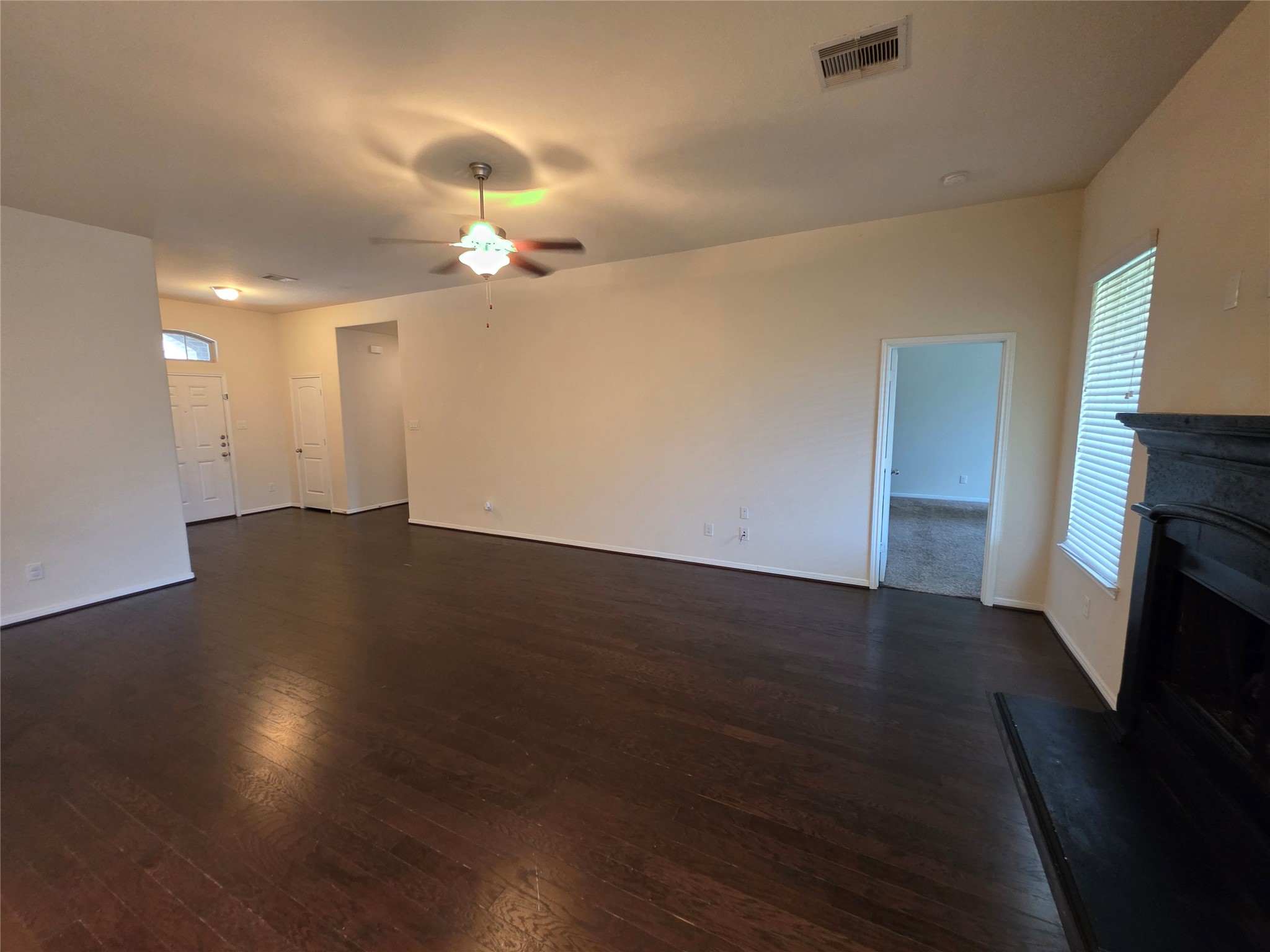 14046 Sand Ridge Crossing Conroe, TX 77384 - Photo 7 of 20 Gallery Image 7