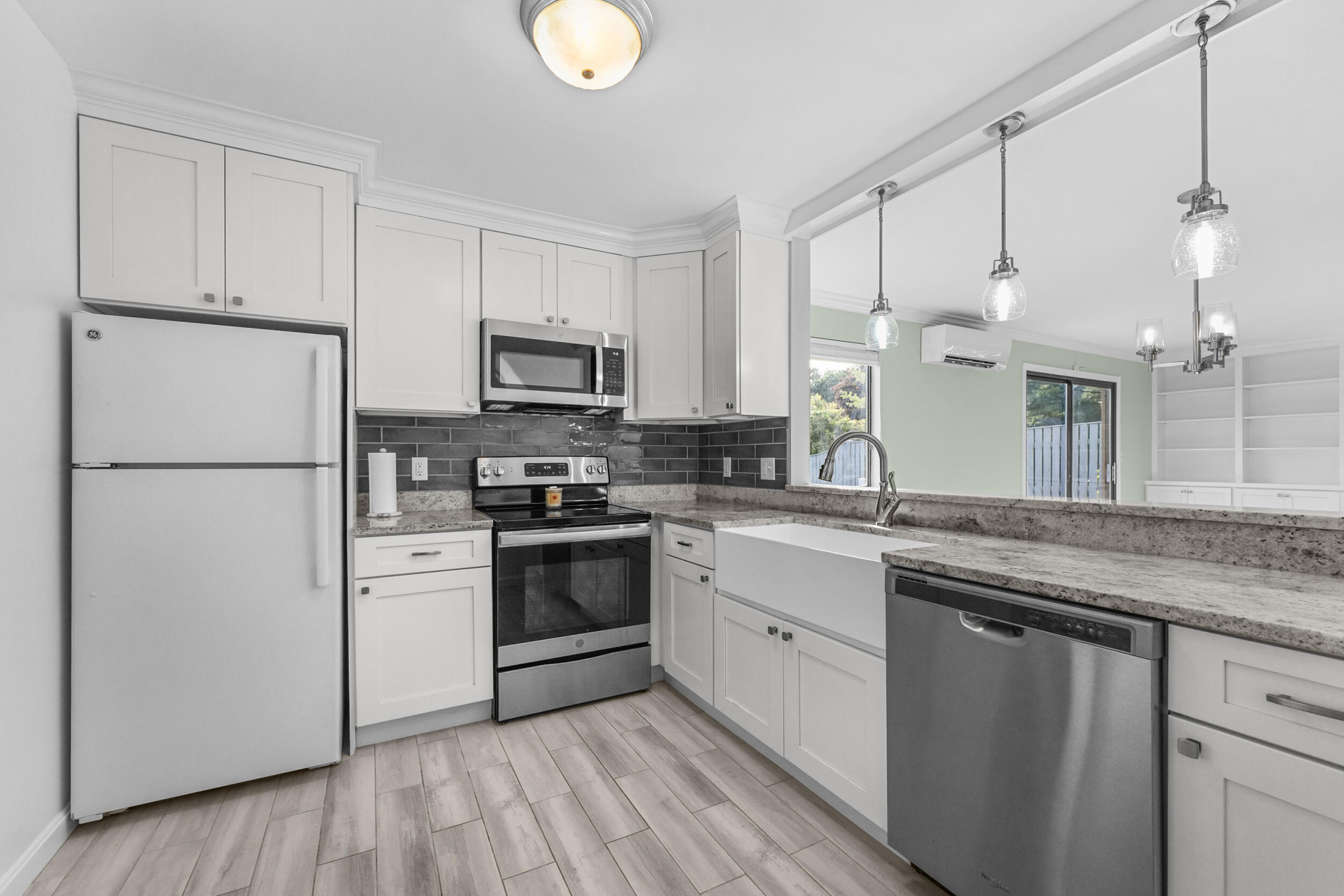 28 Middlecott Lane Brewster, MA 02631 - Photo 8 of 23 DSC_1041