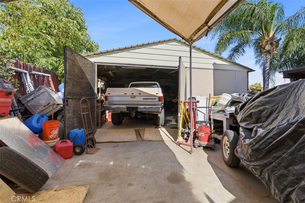 847 South Arrowhead Avenue Rialto, CA 92376 - Photo 18 of 30 Photo has been edited to remove personal items