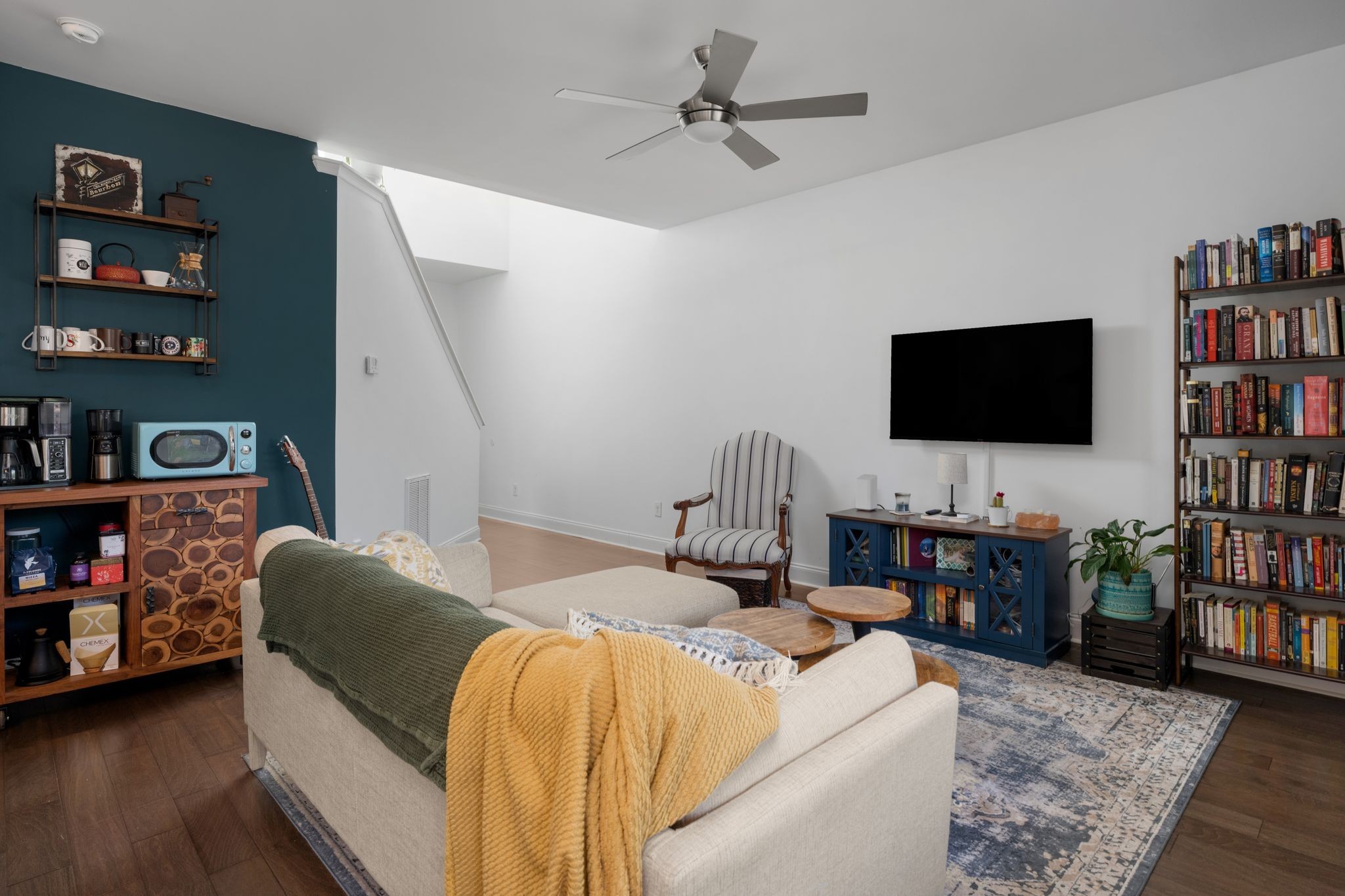 532 Paragon Mills Road, Unit B Nashville, TN 37211 - Photo 3 of 21 Gallery Image 3