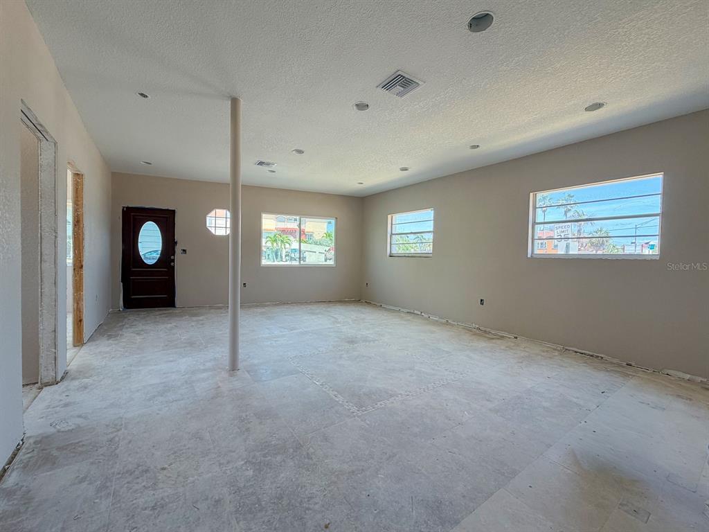 13098 Gulf Boulevard Madeira Beach, FL 33708 - Photo 28 of 39