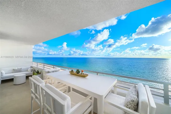 $6,200 | 5555 Collins Avenue, Unit 16H, Miami Beach, FL 33140