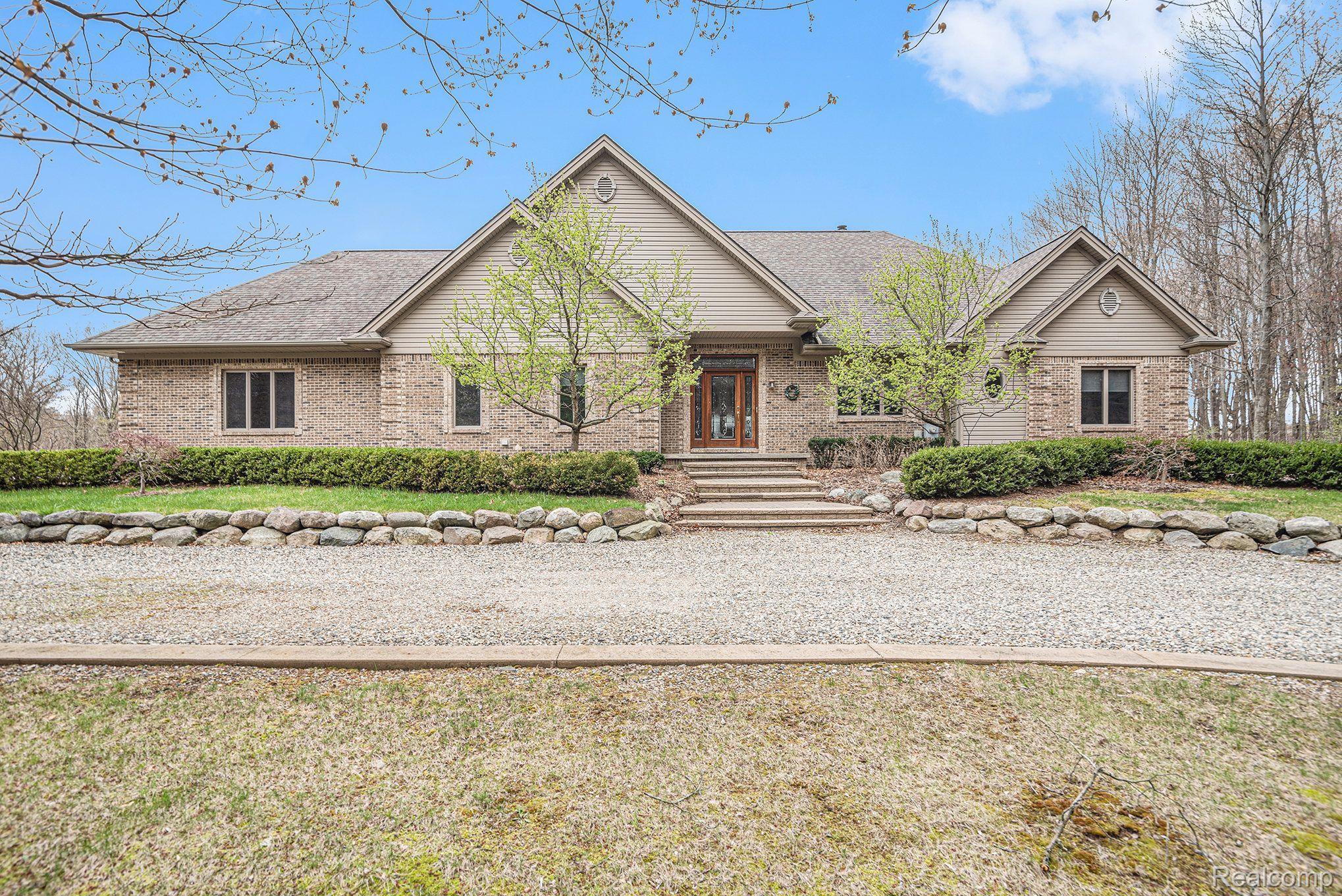 4325 Hosner Road Oxford, MI 48370 - Photo 7 of 46 Gallery Image 7