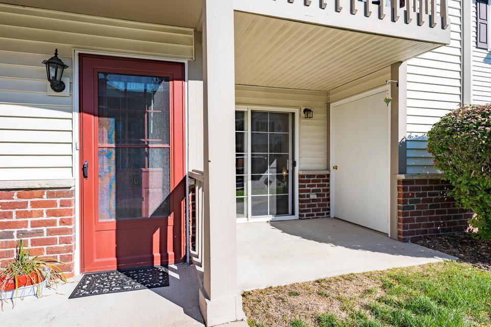596 Pewaukee Road, Unit C Pewaukee, WI 53072 - Photo 4 of 25 Sunny Patio