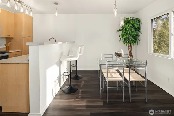 $488,000 | 710 240th Way Southeast, Unit J302, Sammamish, WA 98074