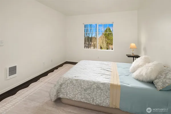 $488,000 | 710 240th Way Southeast, Unit J302, Sammamish, WA 98074