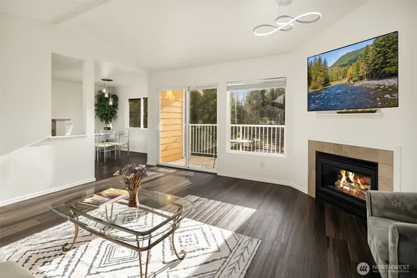 $488,000 | 710 240th Way Southeast, Unit J302, Sammamish, WA 98074