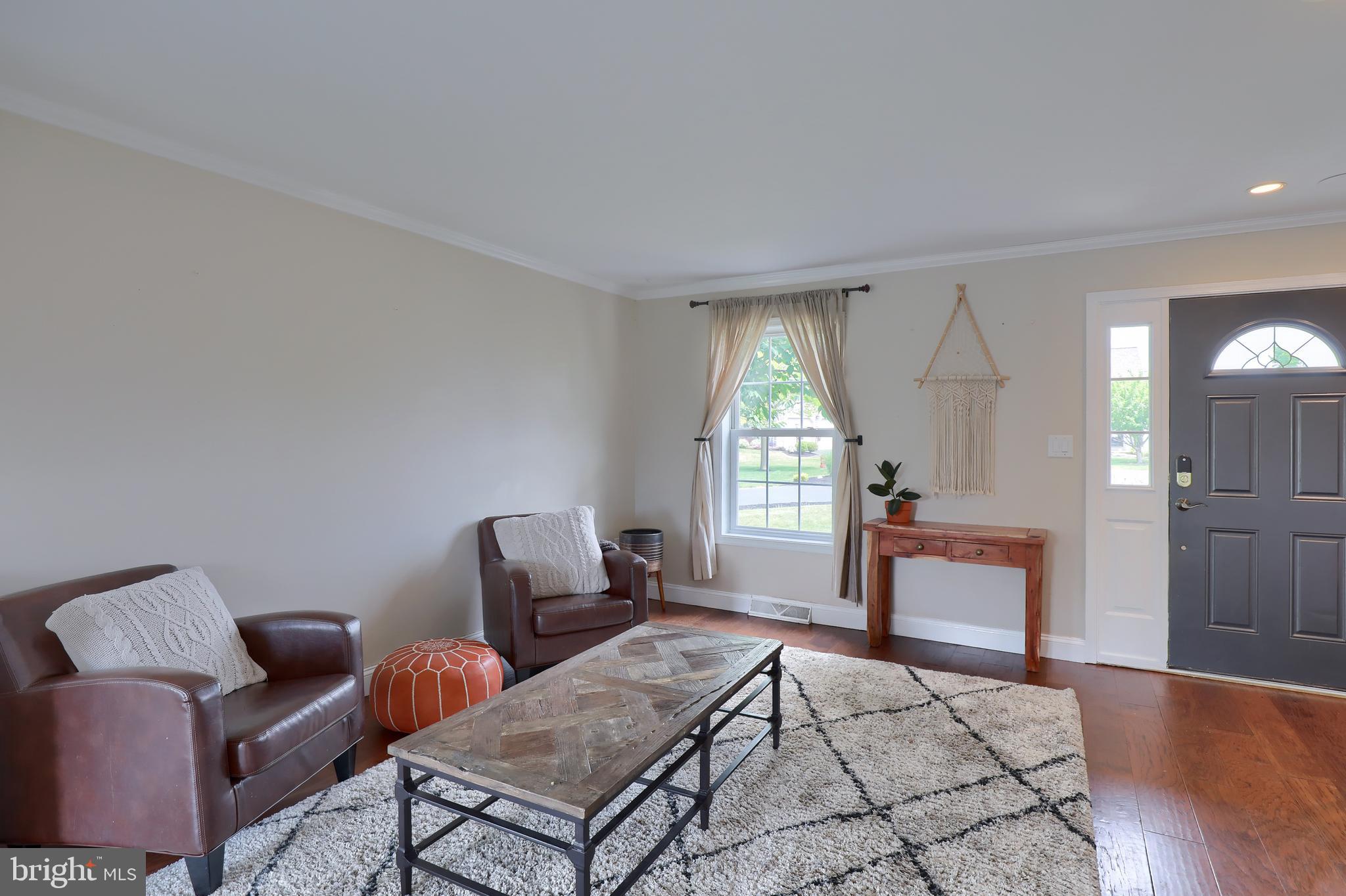 30 Viscount Place Lititz, PA 17543 - Photo 4 of 50