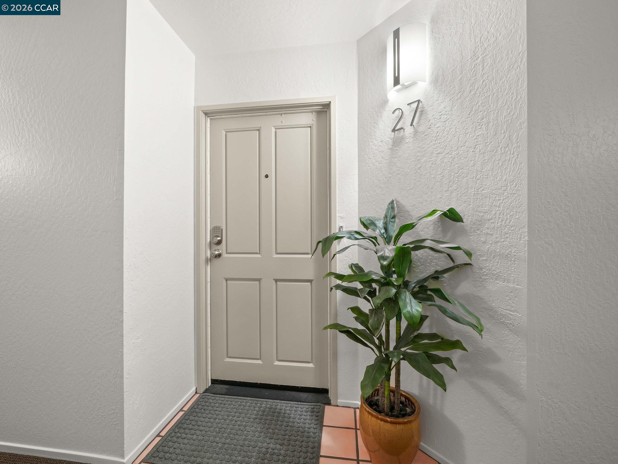 1308 Walden Road, Unit 27 Walnut Creek, CA 94597 - Photo 3 of 28