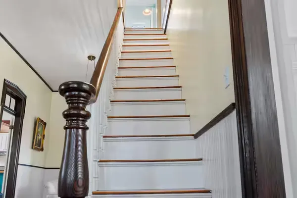a view of entryway