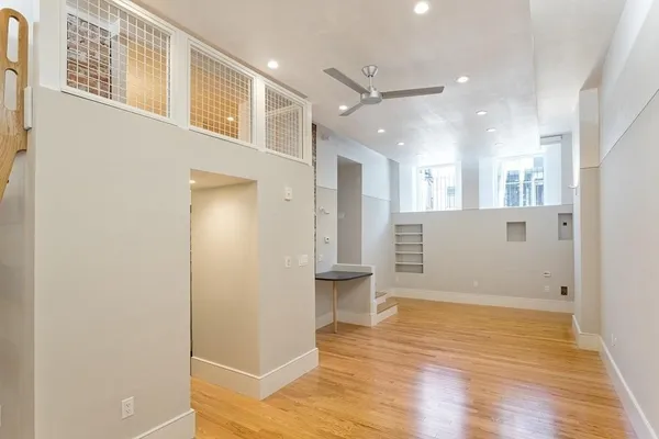 $2,800 | 107 N Street, Unit B, Boston, MA 02127