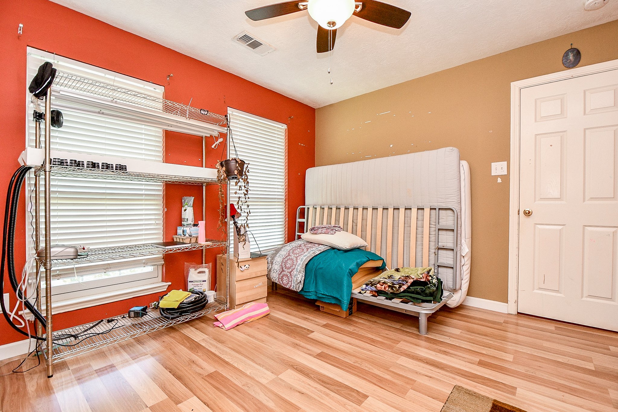2910 Clayton Ridge Court Houston, TX 77082 - Photo 26 of 32 Bedroom.