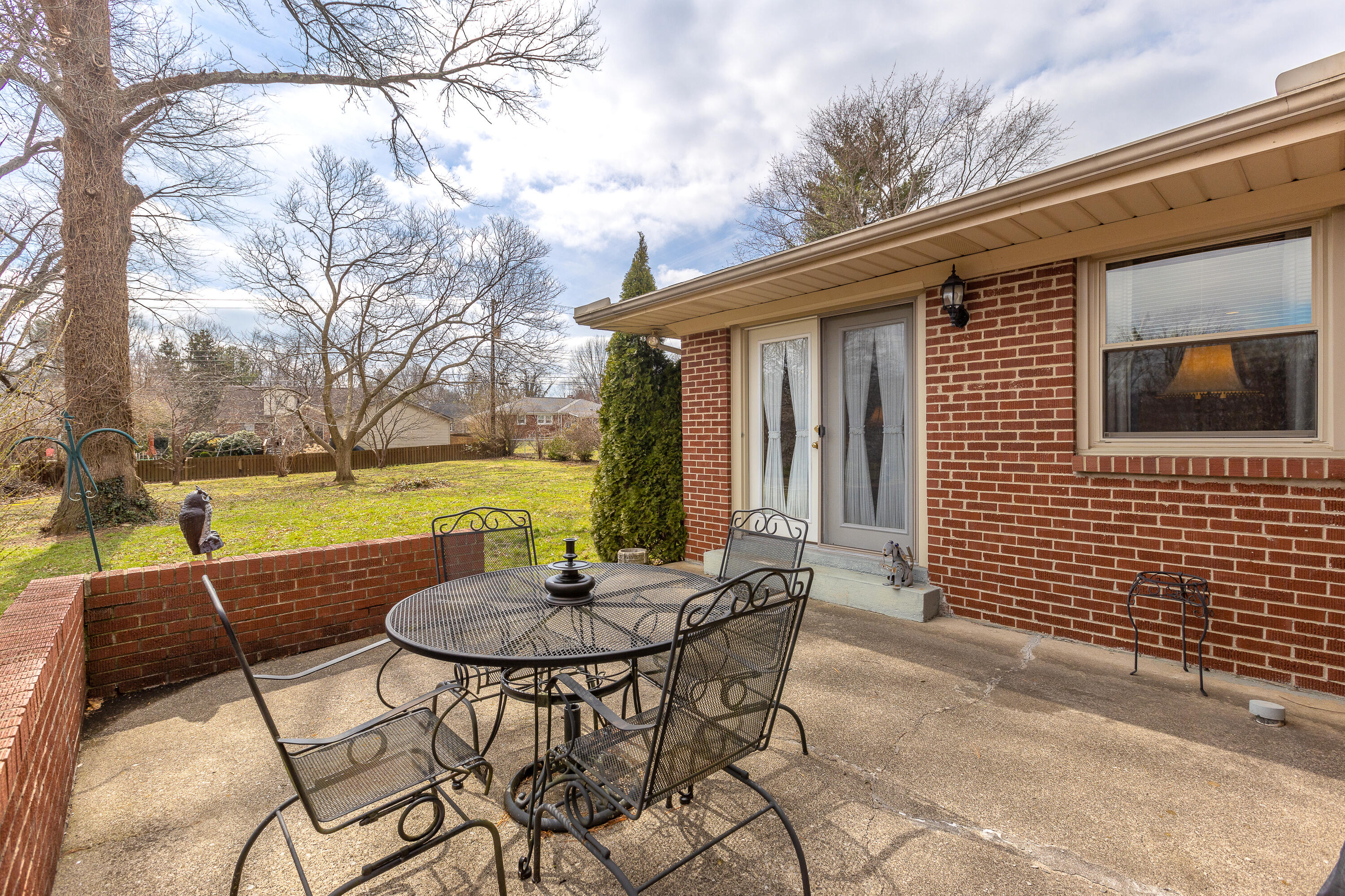 650 Hill N Dale Road Lexington, KY 40503 - Photo 26 of 30 3-6 (2)