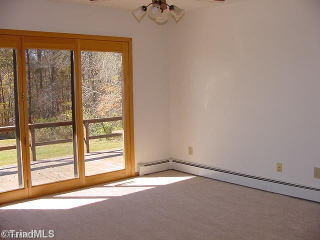 713 Crossingham Road Mount Airy, NC 27030 - Photo 13 of 16 Den/Family/Great Room.