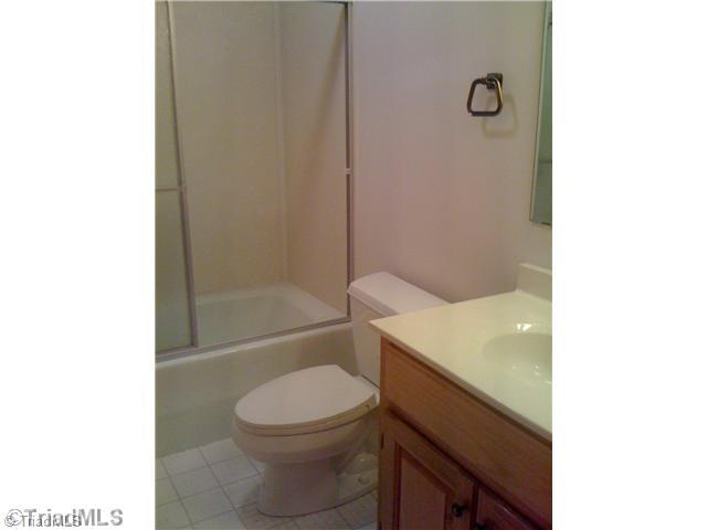 713 Crossingham Road Mount Airy, NC 27030 - Photo 16 of 16 Bath.