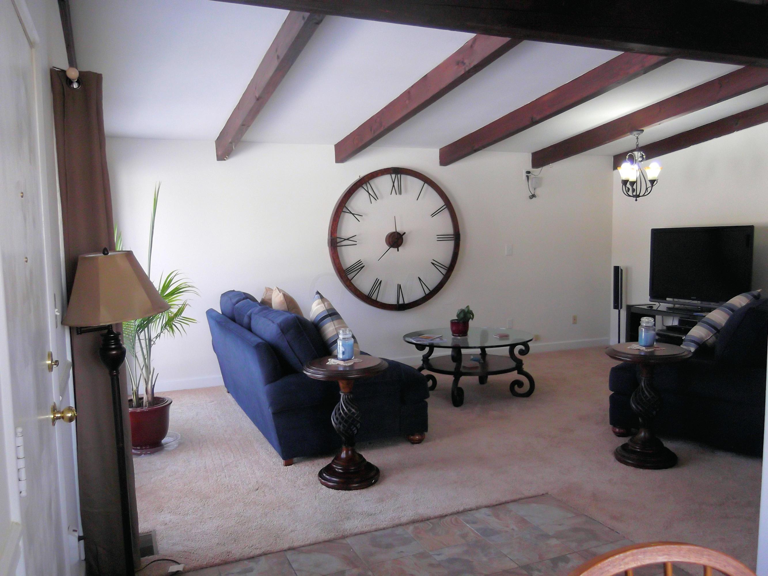 2505 Edgevale Road Columbus, OH 43221 - Photo 3 of 22