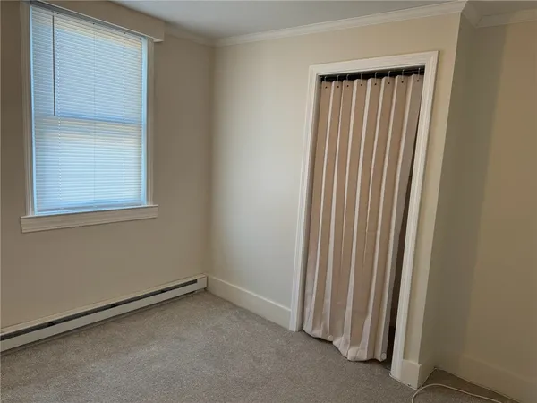 $2,000 | 33 St Elizabeth Street, Unit 2, Bristol, RI 02809