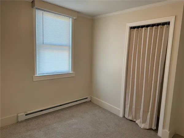 $2,000 | 33 St Elizabeth Street, Unit 2, Bristol, RI 02809