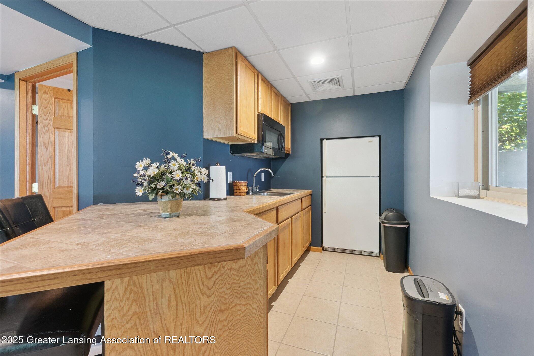 881 Oakhurst Road Fowlerville, MI 48836 - Photo 37 of 46 38-881-Oakhurst-Rd-Fowlerville-MI-48836-
