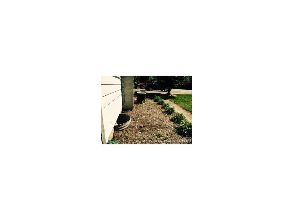 4462 Alonzo Smith Road Georgetown, IN 47122 - Photo 17 of 26