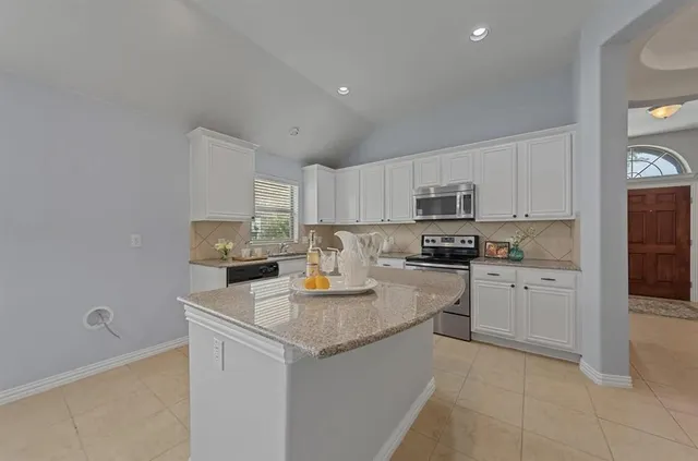 $2,700 | 11913 Summer Springs Drive, Frisco, TX 75036