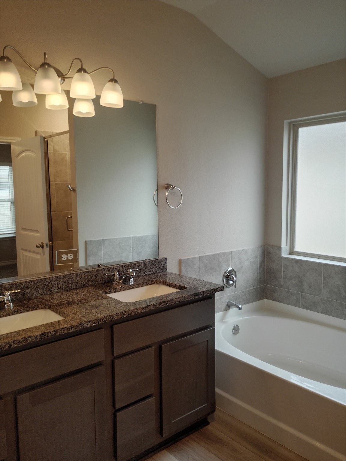 2137 Chief Street Bryan, TX 77807 - Photo 4 of 18