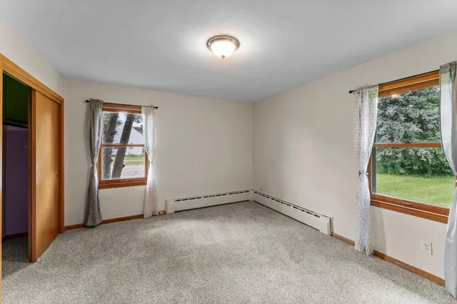 $340,000 | 1200 Summit Avenue, St. Paul Park, MN 55071