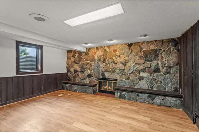 $340,000 | 1200 Summit Avenue, St. Paul Park, MN 55071