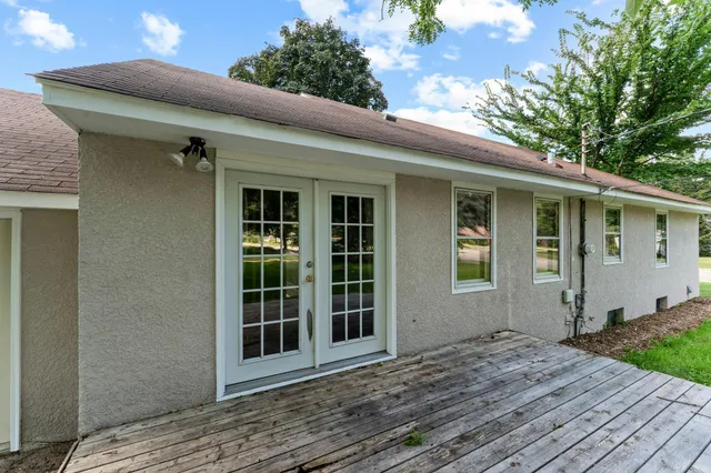 $340,000 | 1200 Summit Avenue, St. Paul Park, MN 55071