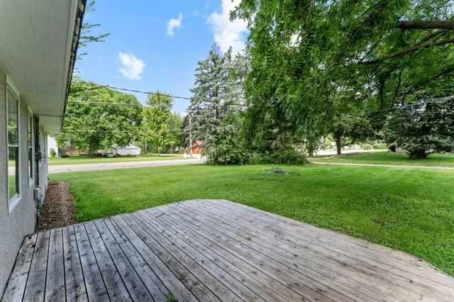 $340,000 | 1200 Summit Avenue, St. Paul Park, MN 55071