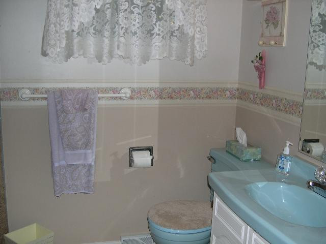 58 Rapple Drive Colonie, NY 12205 - Photo 10 of 12 Photo 10