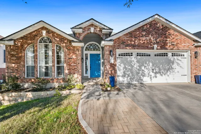 $2,400 | 21247 Rio Sabinal, San Antonio, TX 78259
