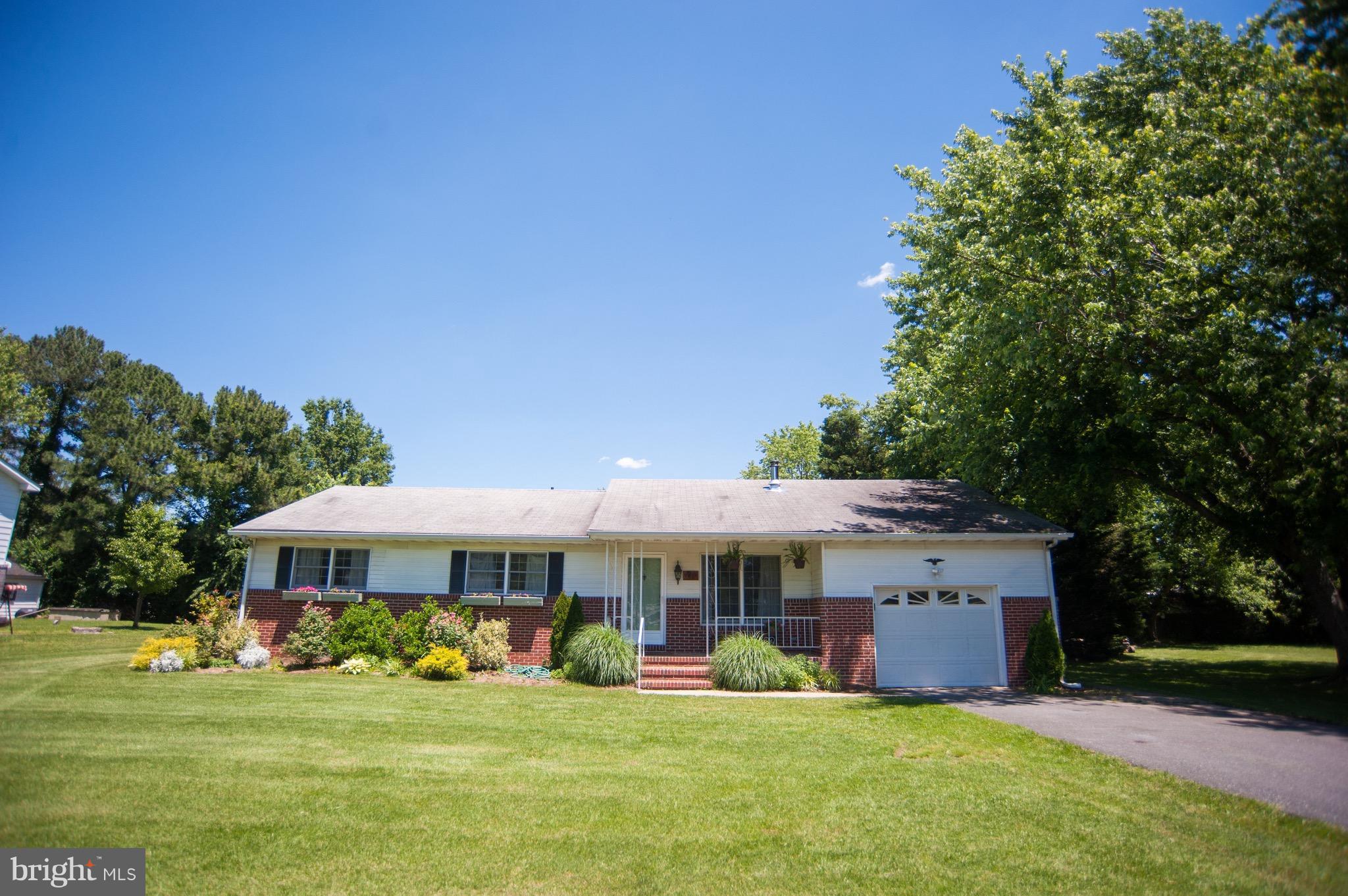1611 Seward Road Chester, MD 21619 - Photo 2 of 27 Exterior (Front)