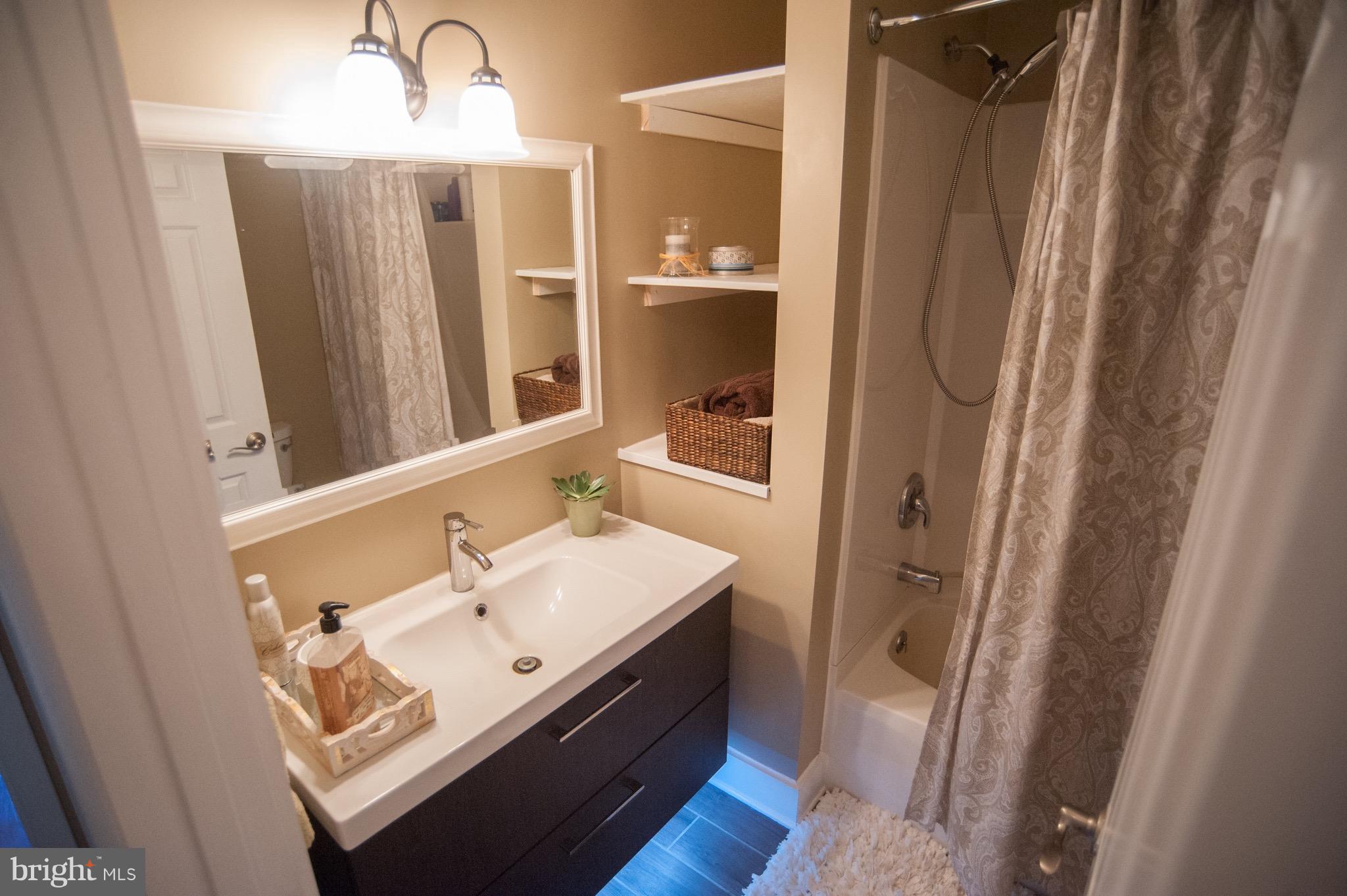 1611 Seward Road Chester, MD 21619 - Photo 18 of 27 Bath