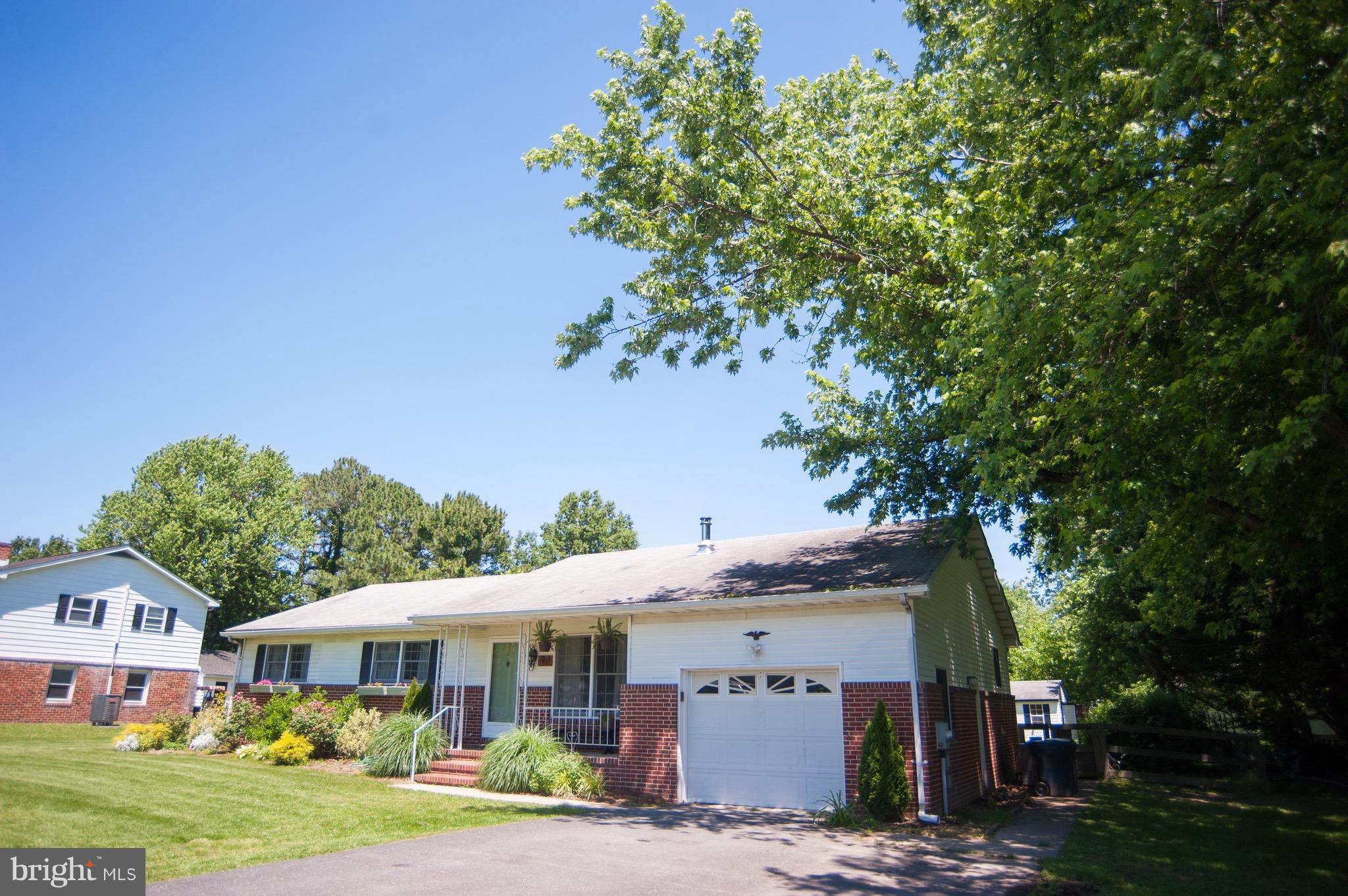 1611 Seward Road Chester, MD 21619 - Photo 5 of 27 Exterior (Front)