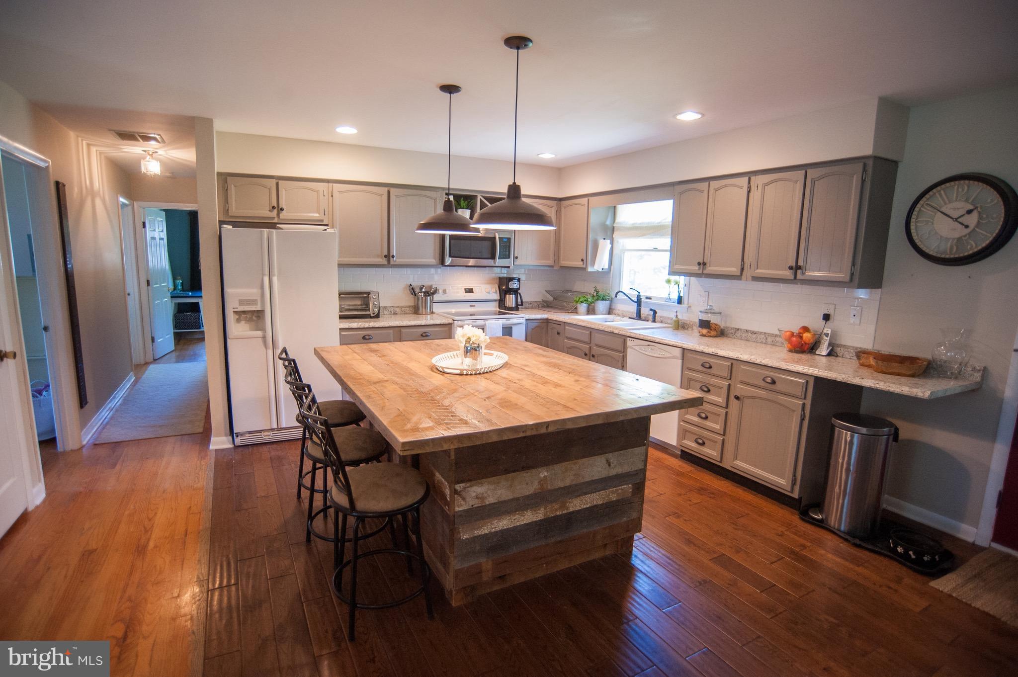 1611 Seward Road Chester, MD 21619 - Photo 8 of 27 Kitchen