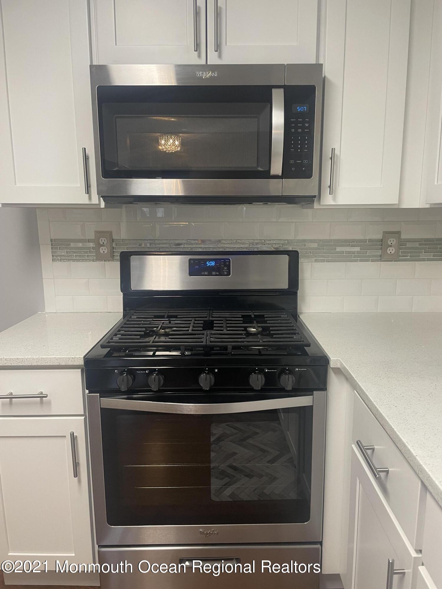 148 Pinewood Road Toms River, NJ 08753 - Photo 17 of 33 uT3f2d2hRMKlgnLTXO2P9A