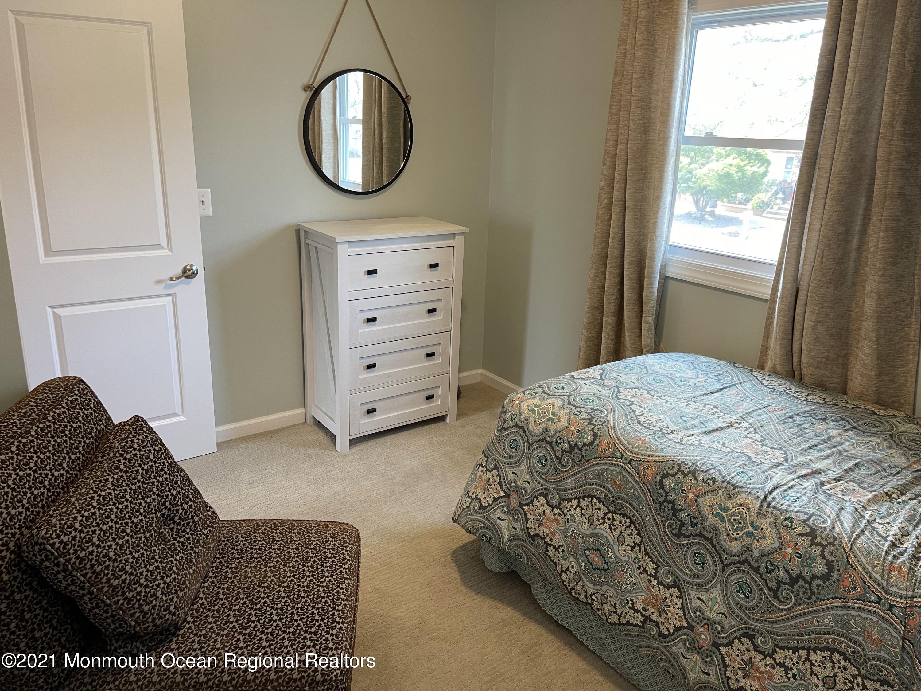 148 Pinewood Road Toms River, NJ 08753 - Photo 30 of 33 0ErfQBvWRnSAi3BBNuZySA