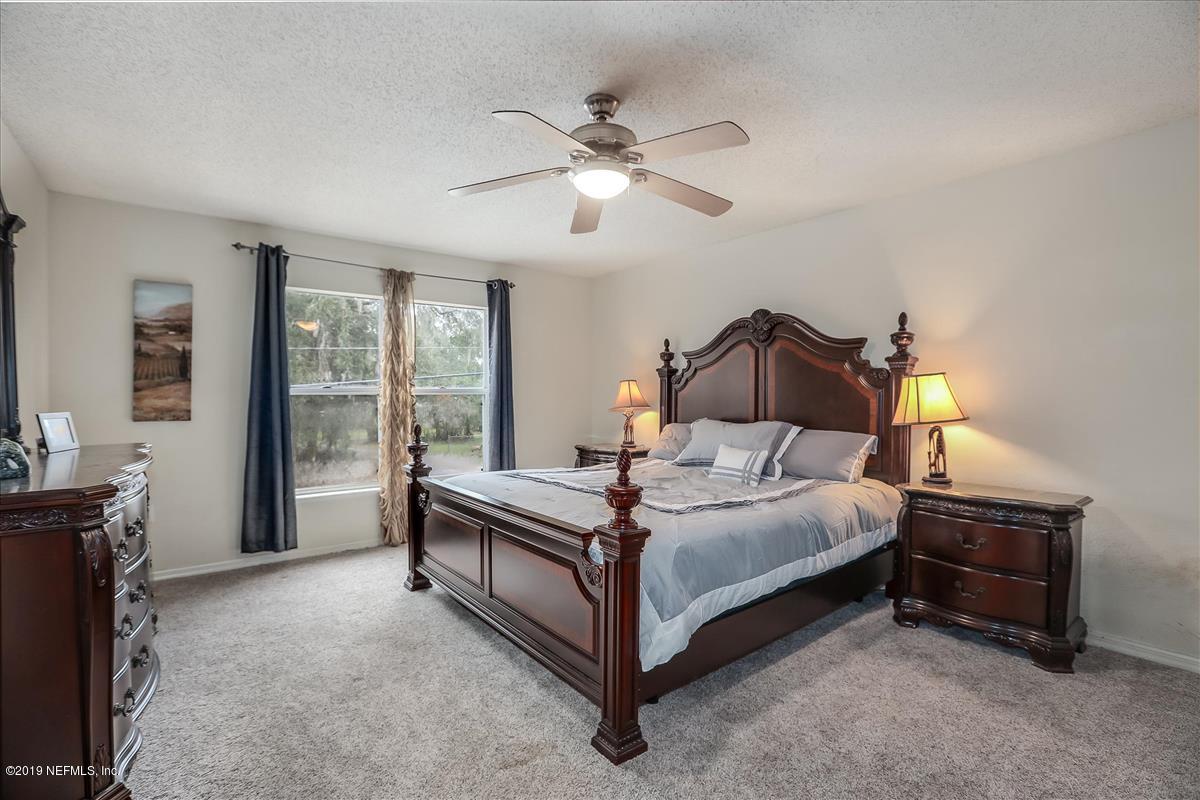 12452 Hickory Forest Road Jacksonville, FL 32226 - Photo 11 of 23 Master Bedroom - upstairs