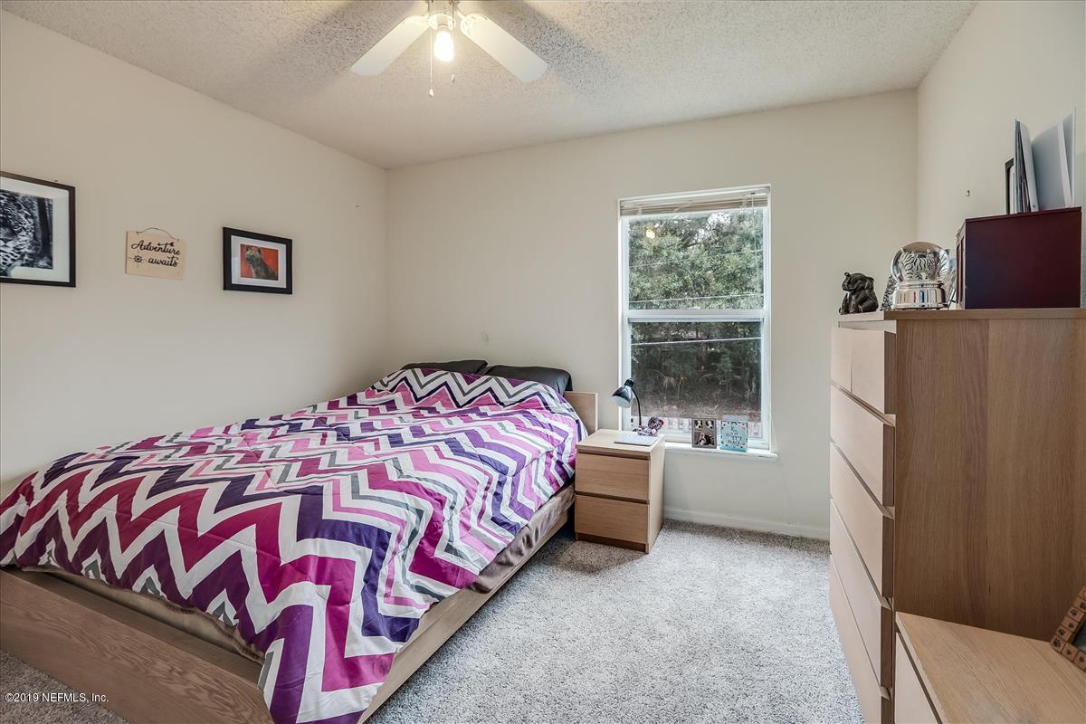 12452 Hickory Forest Road Jacksonville, FL 32226 - Photo 16 of 23 Bedroom 3 - upstairs