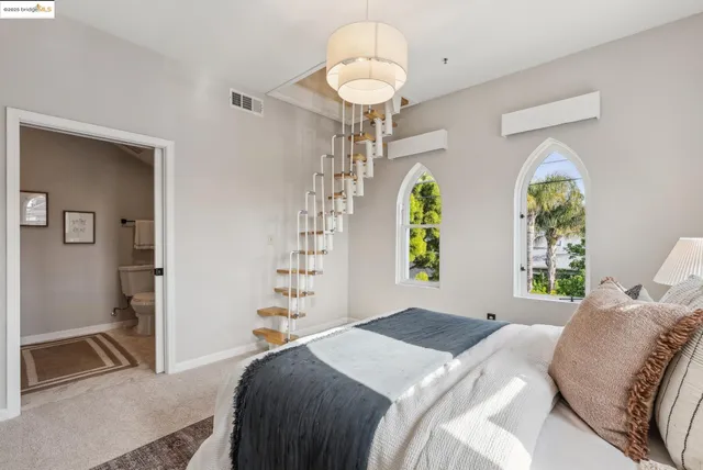 $995,000 | 6300 Shattuck Avenue, Unit 1, Oakland, CA 94609