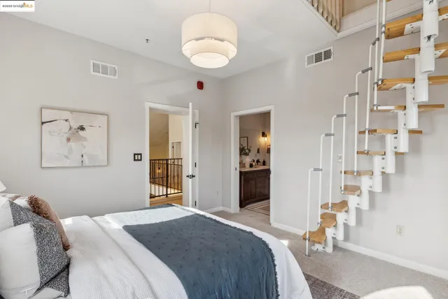 $995,000 | 6300 Shattuck Avenue, Unit 1, Oakland, CA 94609