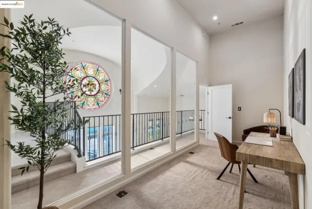 $995,000 | 6300 Shattuck Avenue, Unit 1, Oakland, CA 94609