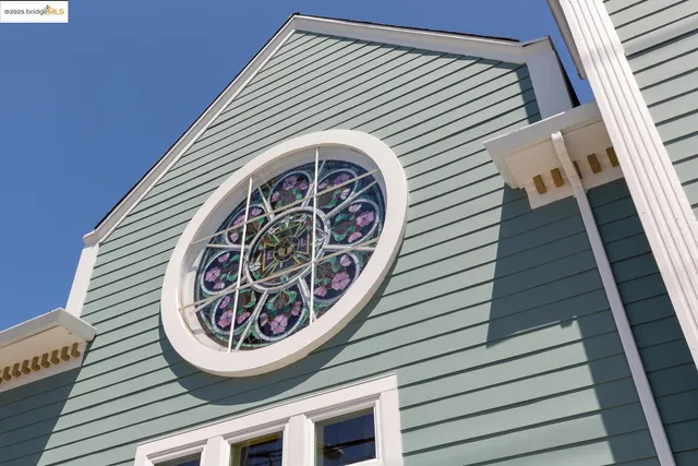 $995,000 | 6300 Shattuck Avenue, Unit 1, Oakland, CA 94609