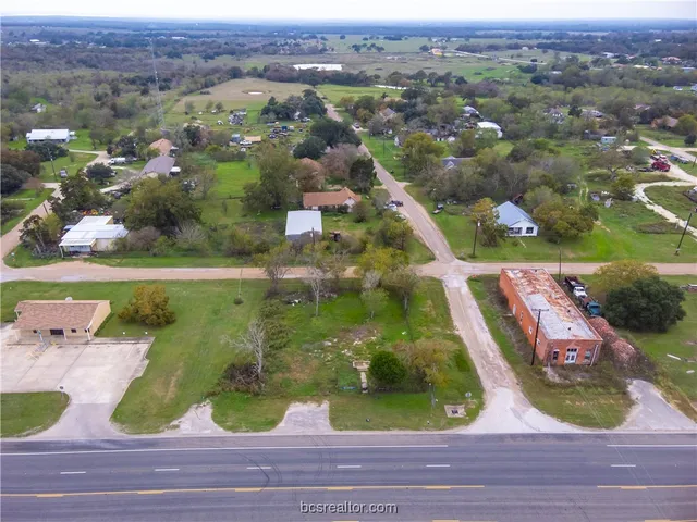 $155,000 | 13988 North Highway 36, Lyons, TX 77863
