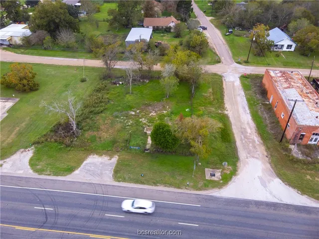 $155,000 | 13988 North Highway 36, Lyons, TX 77863