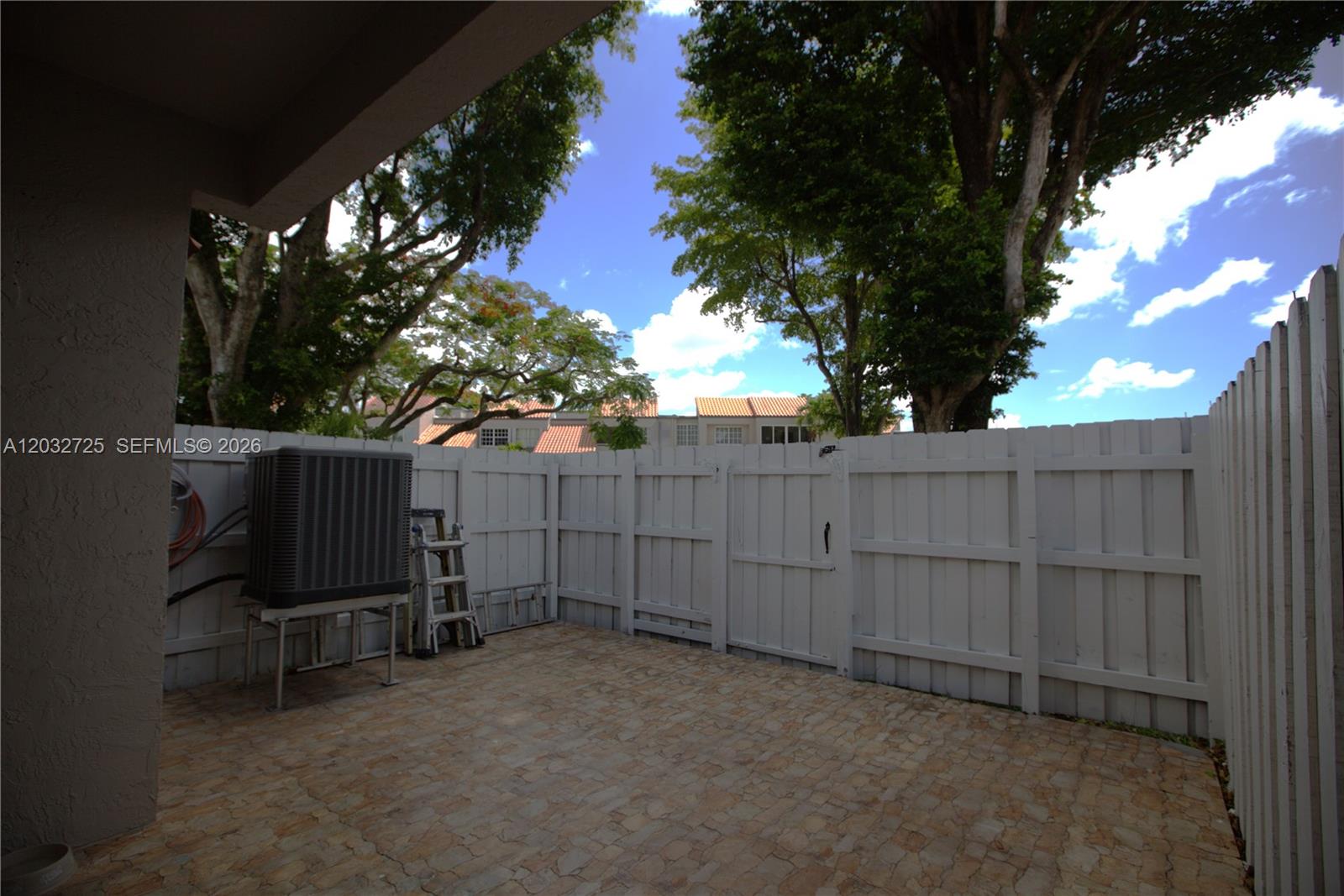 6475 Southwest 129th Avenue Miami, FL 33183 - Photo 29 of 34