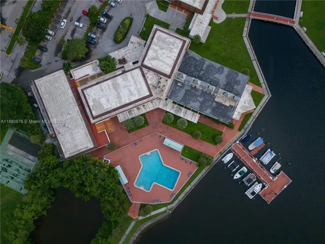 $154,000 | 2903 Point E Drive, Unit K111, Aventura, FL 33160